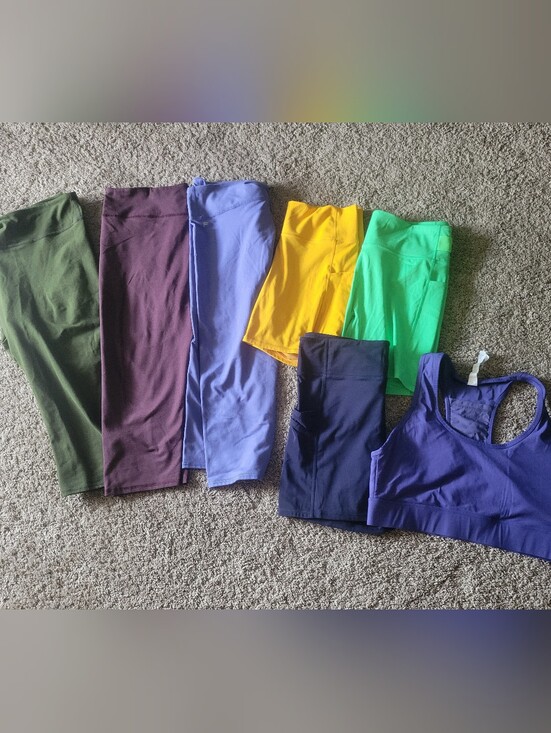 Fabletics Pants - Fabletics Lot 3 Capri, 3 Shorts, 1 Sports Bra Womens XL